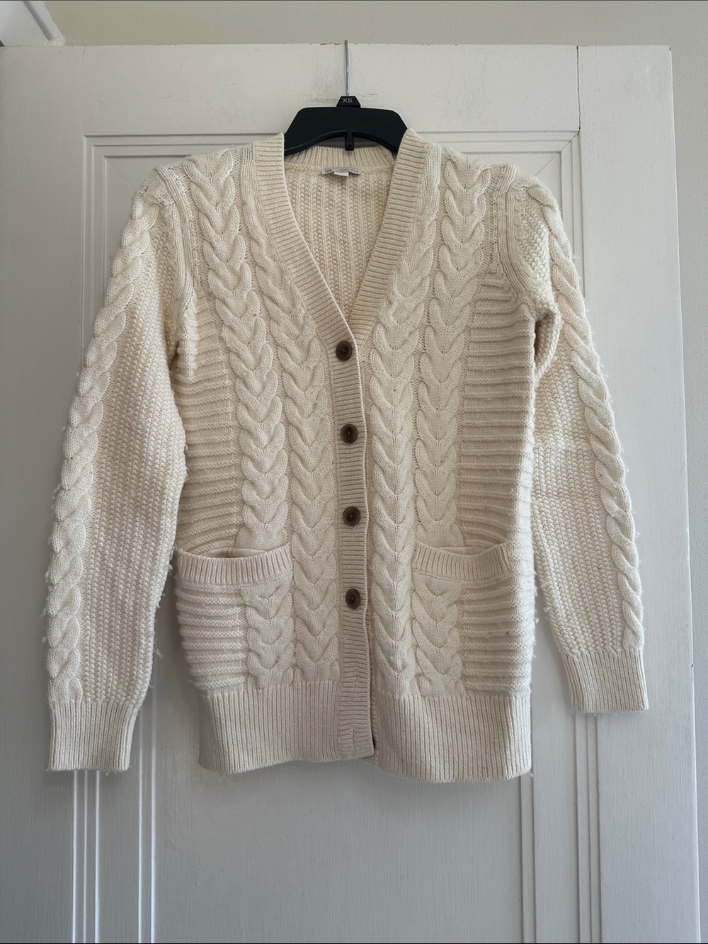 Gap Vintage Cable-Knit Cream Cardigan - Women’s XS